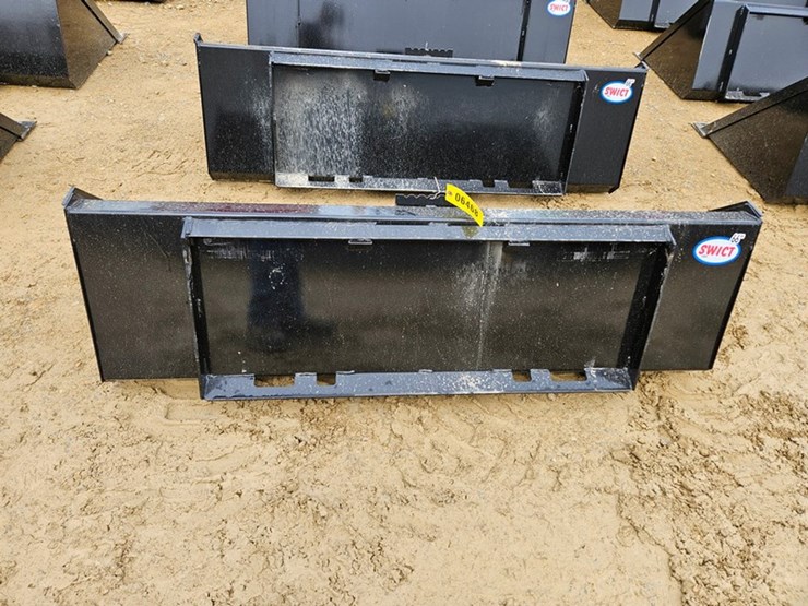 #235-•-swict-66"-material-bucket-image-4