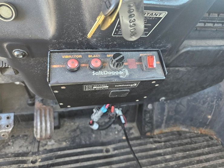 2015-kubota-rtv-x1100c-image-33
