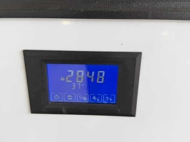 sl---land-honor-100lb-cubic-ice-maker-image-5