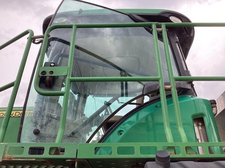 2020-john-deere-r4045-image-17