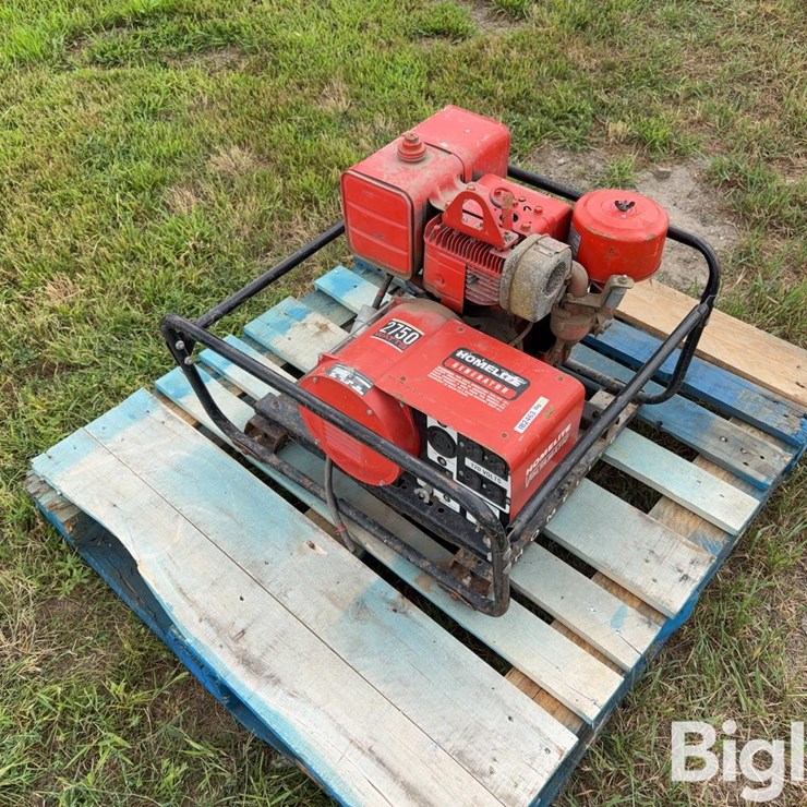 Homelite 2750 Watt Gas Generator