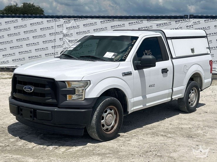2017-ford-f150-image-1