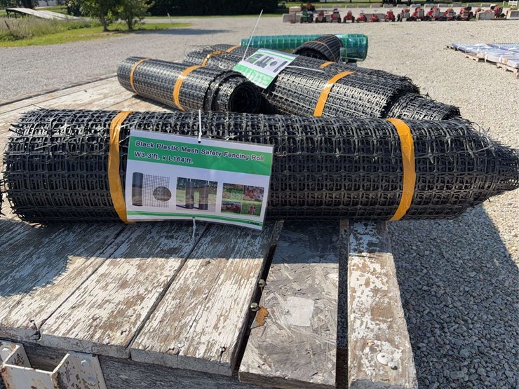 black-plastic-mesh-safety-fencing-roll-image-6