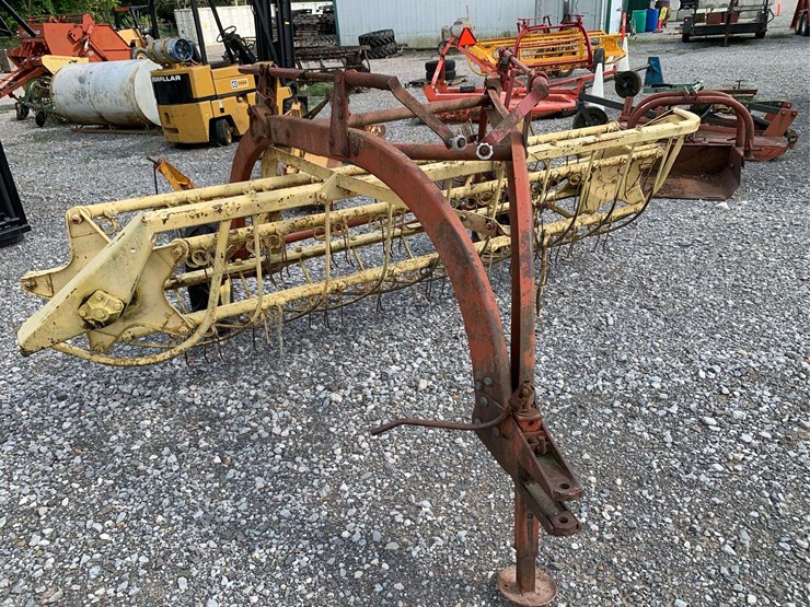new-holland-256-image-3