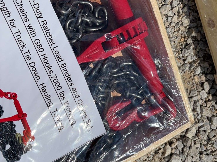heavy-duty-ratchet-load-binders-and-chains-set-image-2