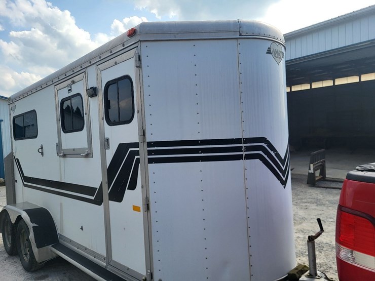 hart-tandem-axle-2-horse-bumper-trailer-w/tack-room-image-8