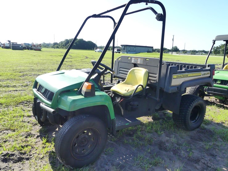 2012-john-deere-tx-4x2-image-2