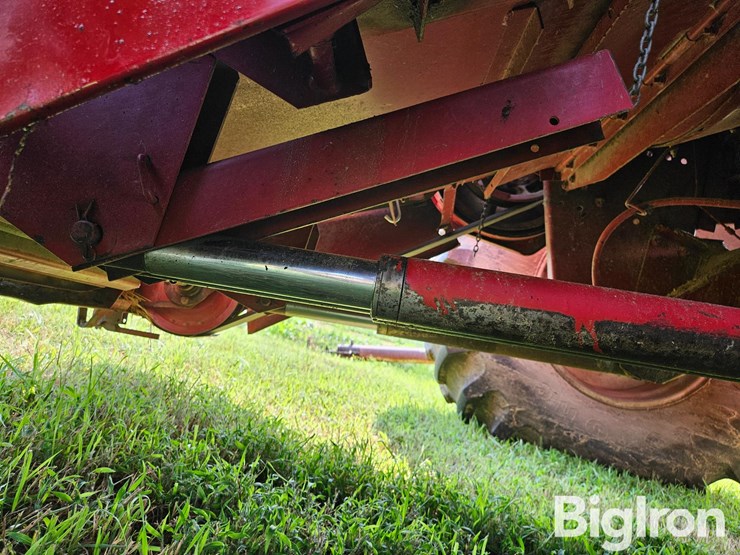 1988-case-ih-1660-image-13