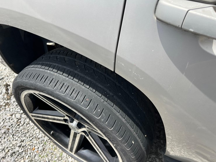 chevrolet-tahoe-image-9