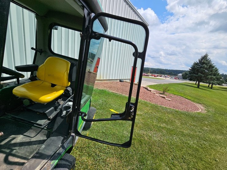 2011-john-deere-1445-image-21