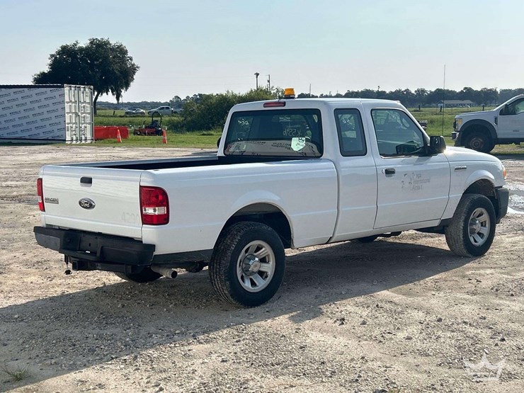 2011-ford-ranger-image-3