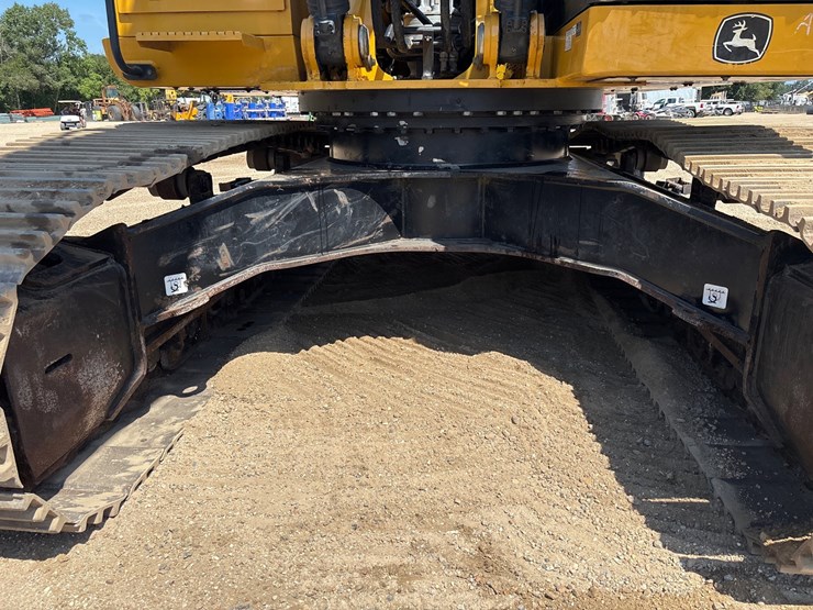 #16331-•-2023-deere-350p-hydraulic-excavator-image-19