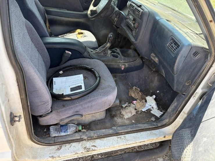1997-chevrolet-s10-image-6