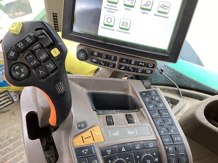 2020-john-deere-r4045-image-26