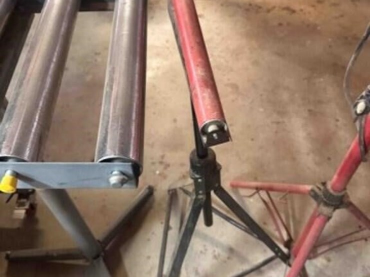 two-roller-stands-image-2