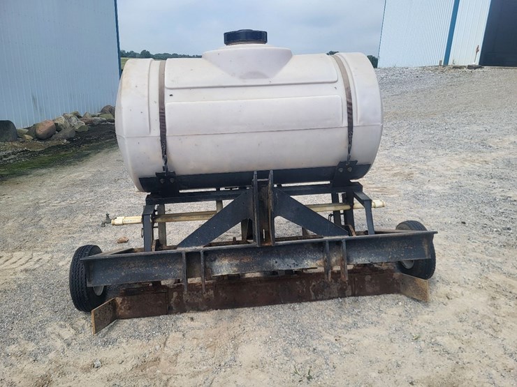 tr3-rake-arena-drag-w/poly-tank-image-6