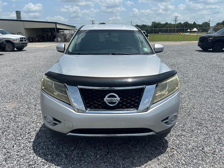 nissan-pathfinder-image-2
