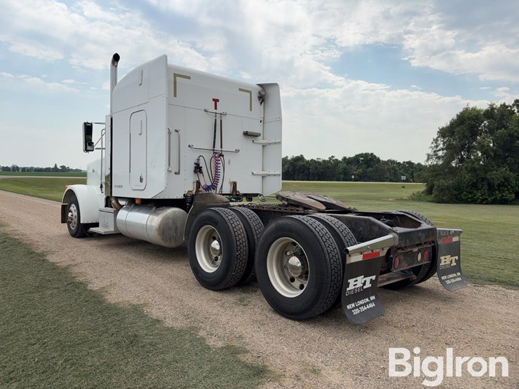 2000-peterbilt-378-image-7