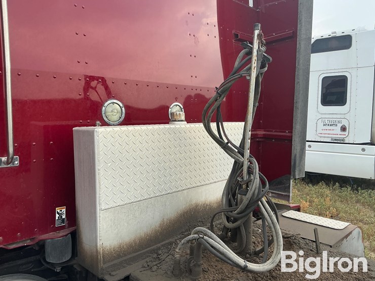 2011-peterbilt-386-image-20
