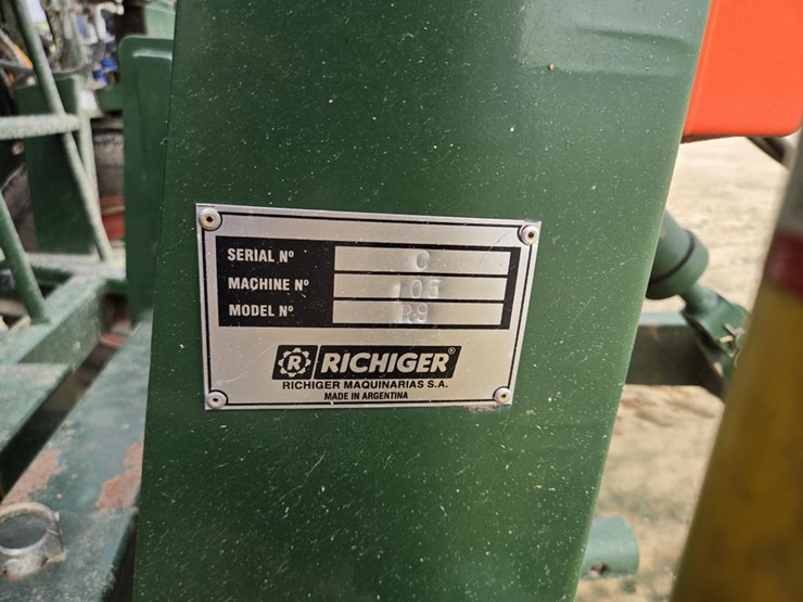 richiger-r9-image-5