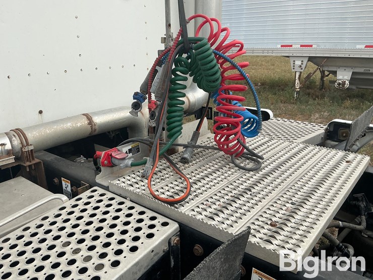 2006-kenworth-t600-image-12