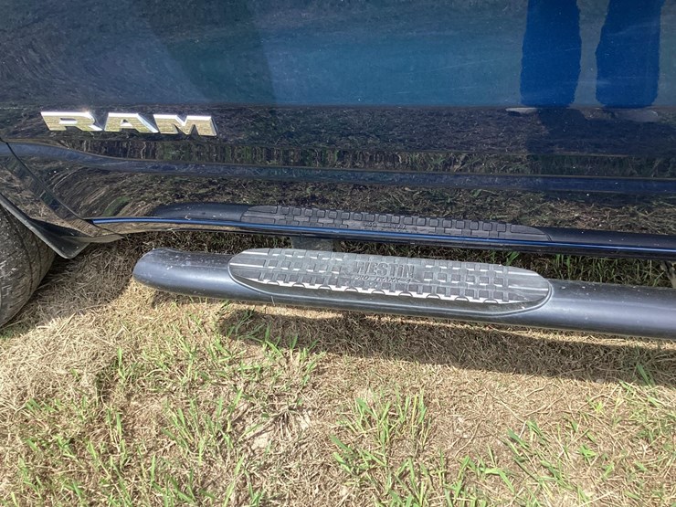 2021-dodge-1500-image-11