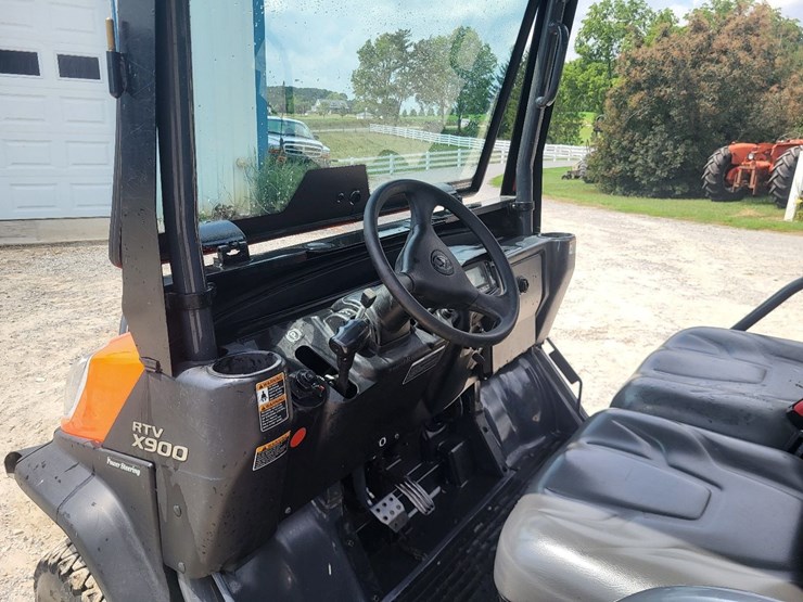 2016-kubota-rtv-x900-image-16