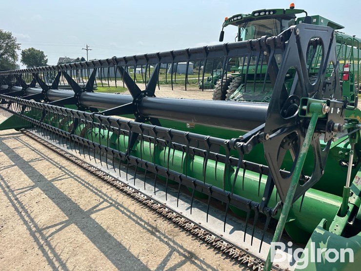 john-deere-630f-image-15