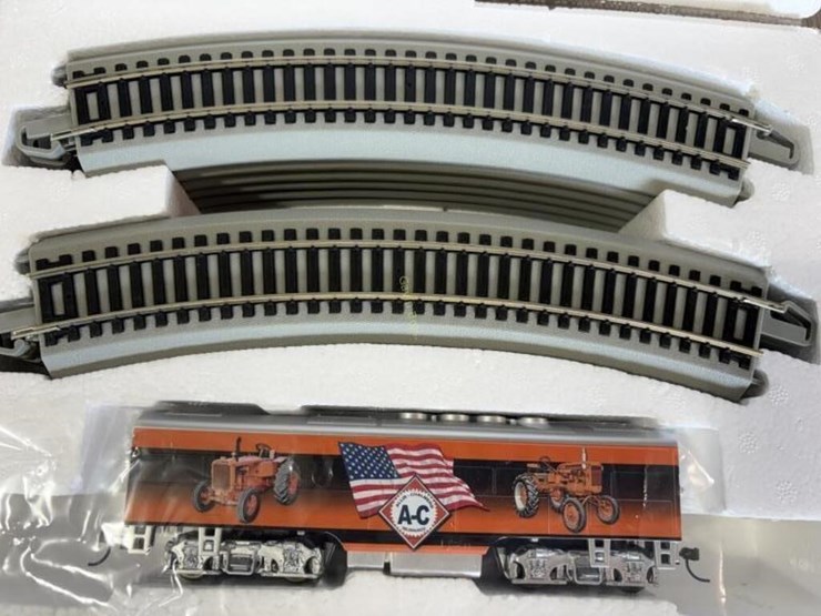 allis-chalmers-bradford-exchange-4-piece-ho-train-image-5