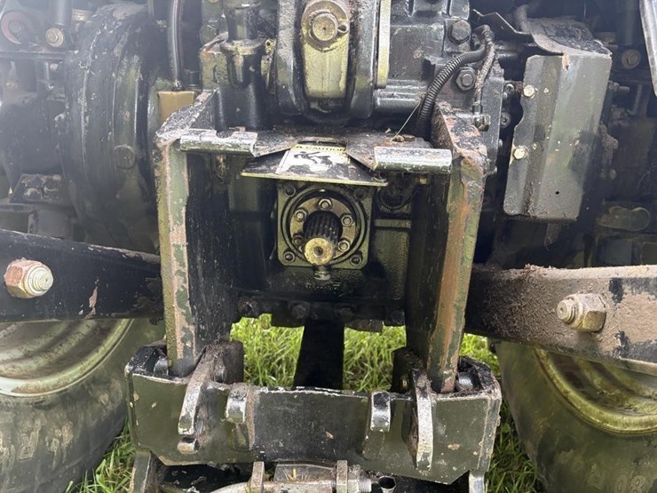 2004-agco-rt150-image-12