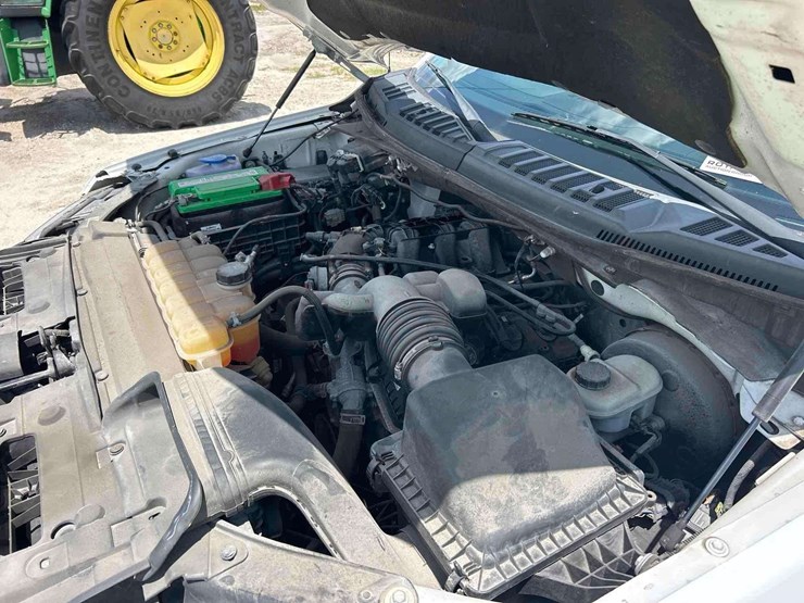 2017-ford-f150-image-8