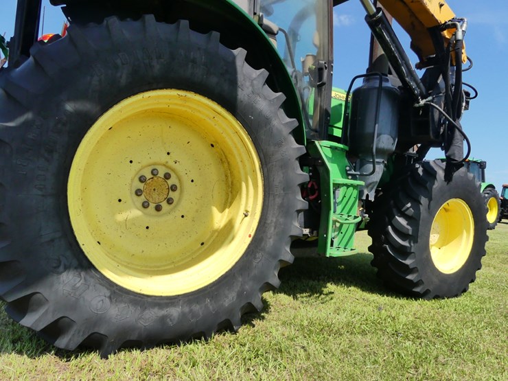 john-deere-6110m-image-13
