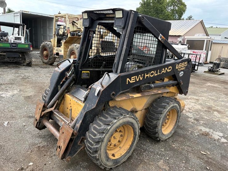 new-holland-lx665-image-2