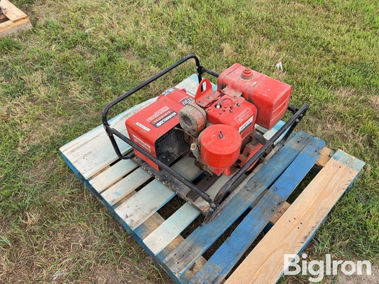 homelite-2750-watt-gas-generator-image-7