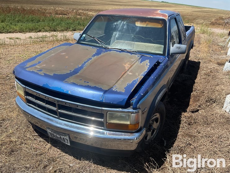 1994-dodge-dakota-image-1
