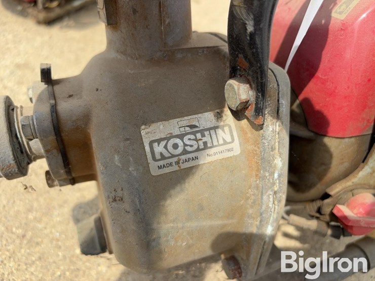 honda-4-stroke-gas-powered-portable-water-pump-image-10