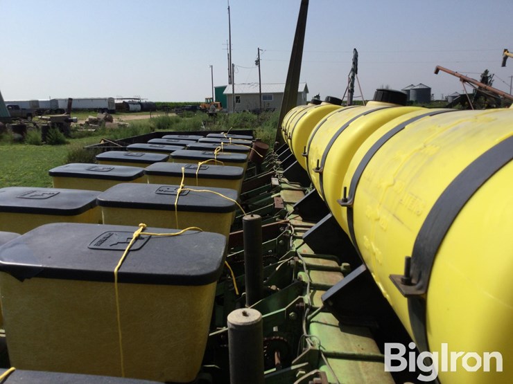 john-deere-7000-image-15