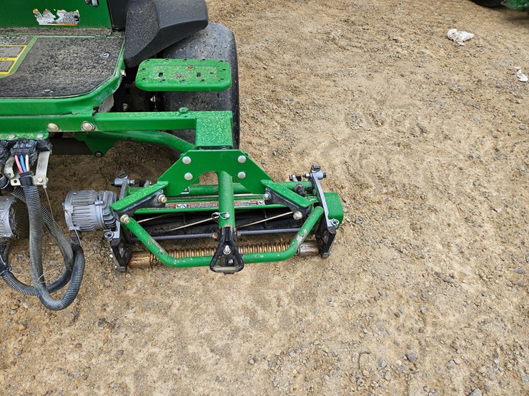 john-deere-2500e-image-9