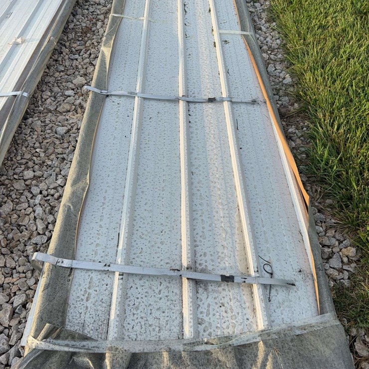 SKLP SK-XH50 Galvanized Roofing Sheets Stack