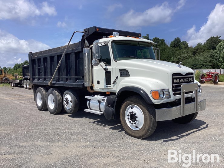 2004-mack-granite-cv713-image-3