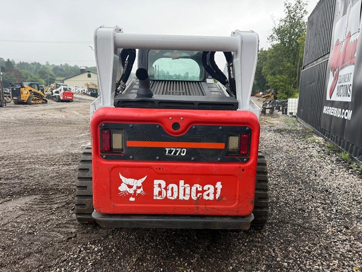 2023-bobcat-t770-image-3