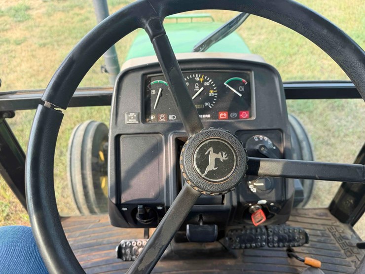 john-deere-5320-image-28