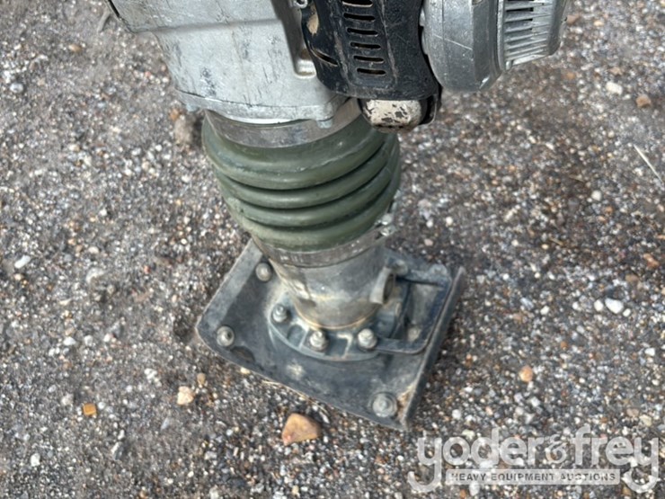 2018-wacker-neuson-bs60-image-10