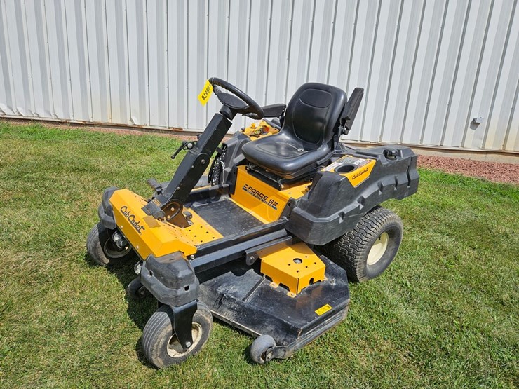 #6878-•-cub-cadet-z-force-sz-zero-turn-mower-image-1