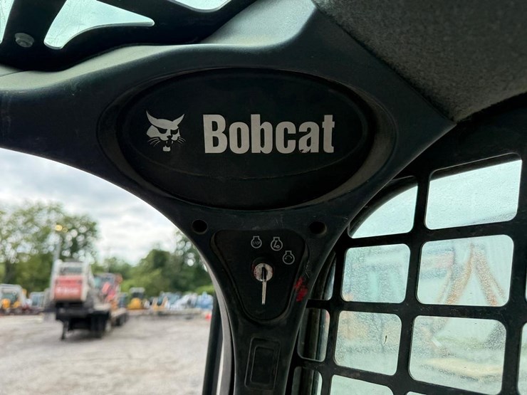 2018-bobcat-t550-image-23