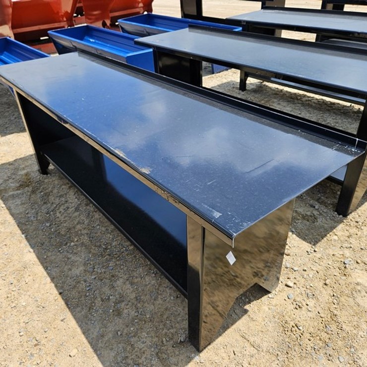 #195 • 2026 Kit Container 90" Work Bench