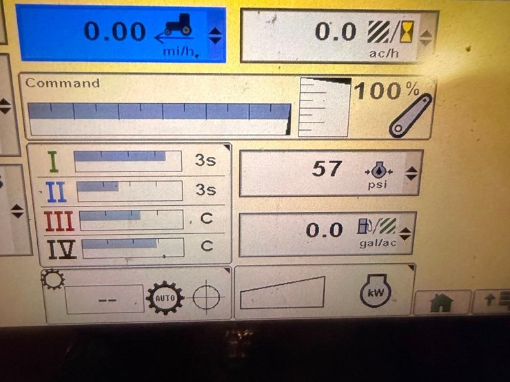 2013-john-deere-8310r-image-7