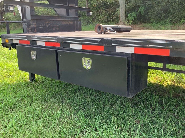 2025-davidson-stagecoach-40-gooseneck-flatbed-image-22