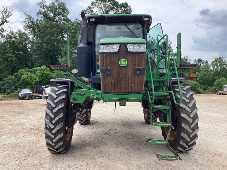 2020-john-deere-r4045-image-2