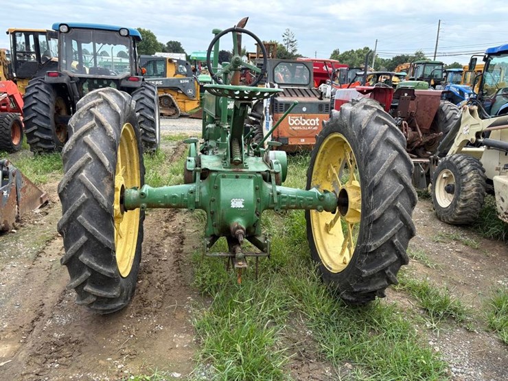john-deere-b-image-10